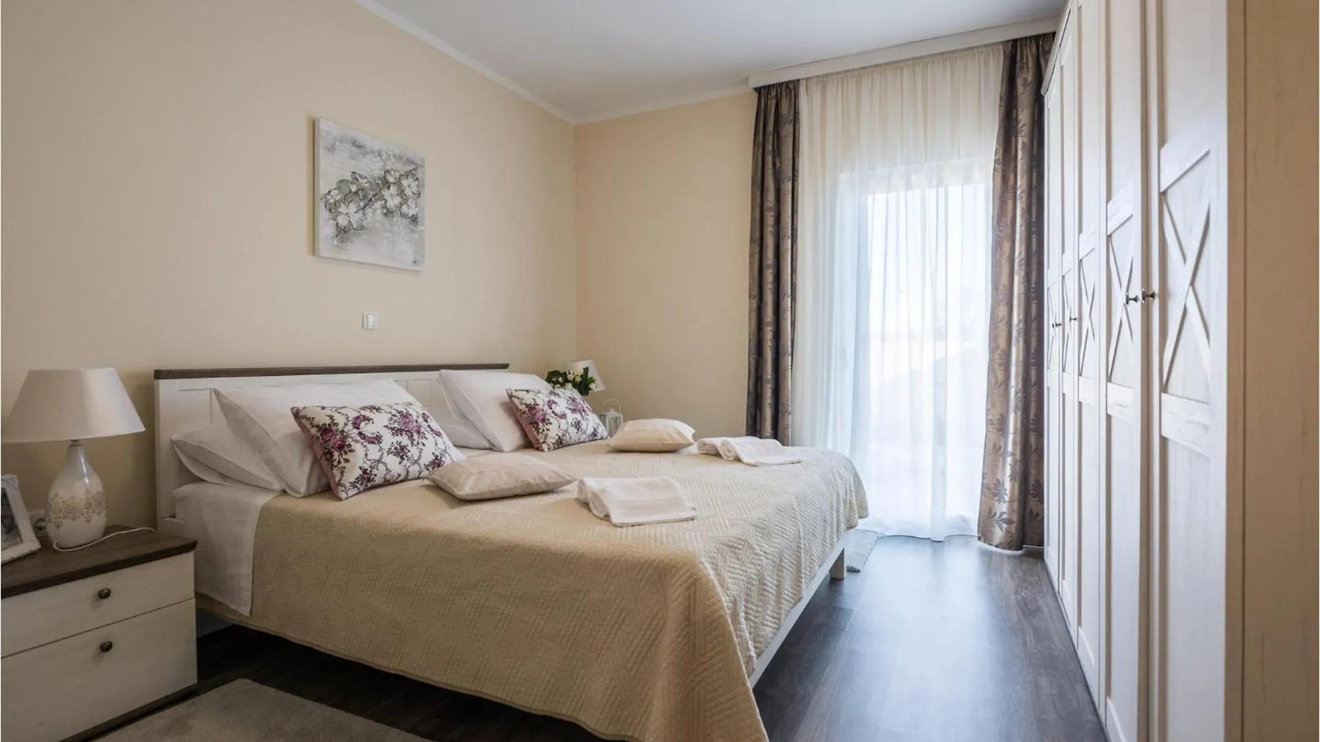 Beautiful Home In Privlaka With Wifi